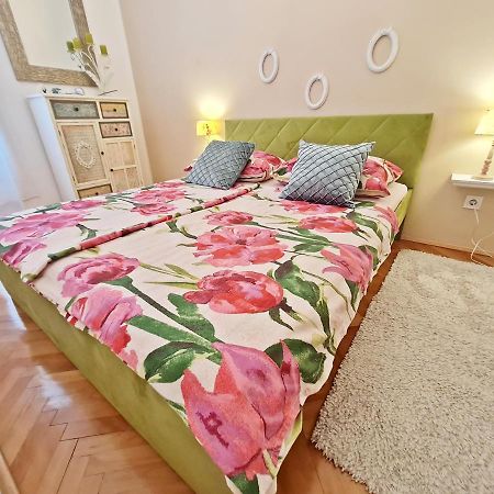 Beach Apartment Ivana Omiš Extérieur photo