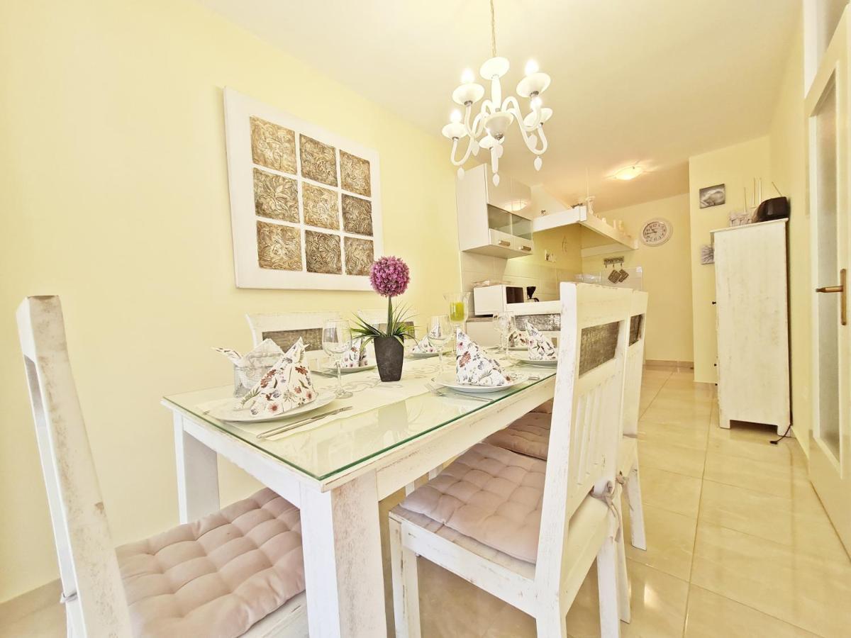Beach Apartment Ivana Omiš Extérieur photo