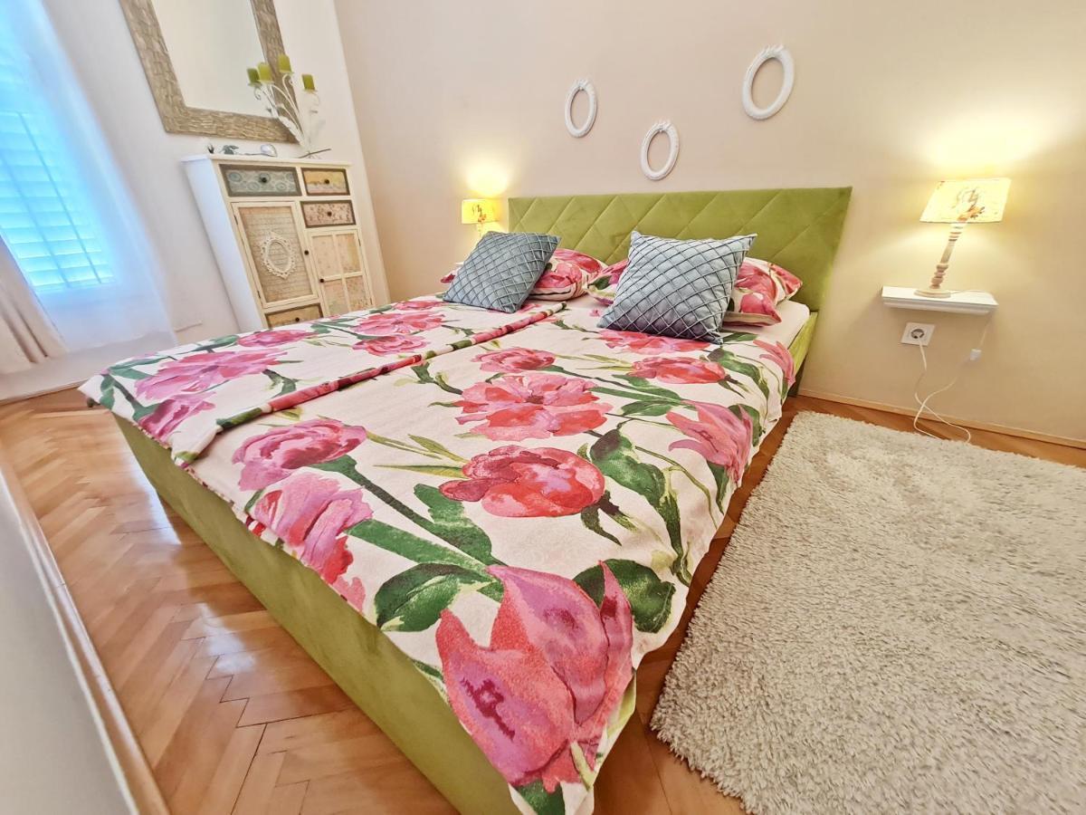 Beach Apartment Ivana Omiš Extérieur photo